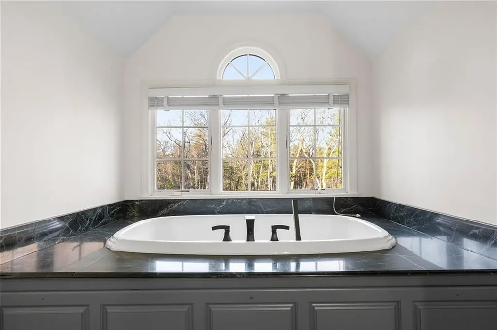 38 Miss Fry Drive East Greenwich RI 02818