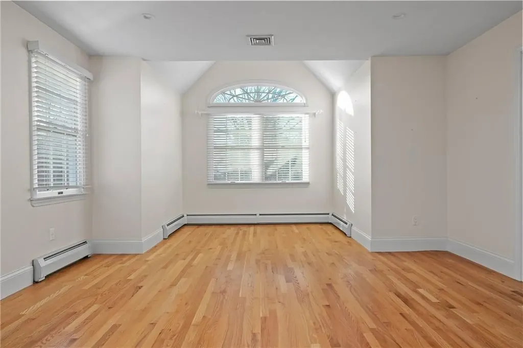 38 Miss Fry Drive East Greenwich RI 02818