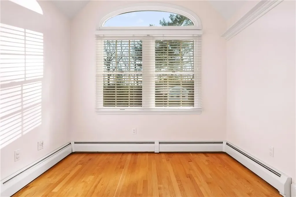 38 Miss Fry Drive East Greenwich RI 02818