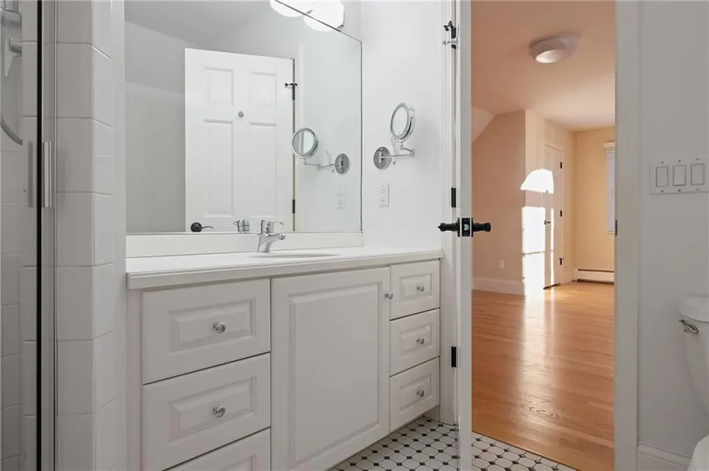 38 Miss Fry Drive East Greenwich RI 02818