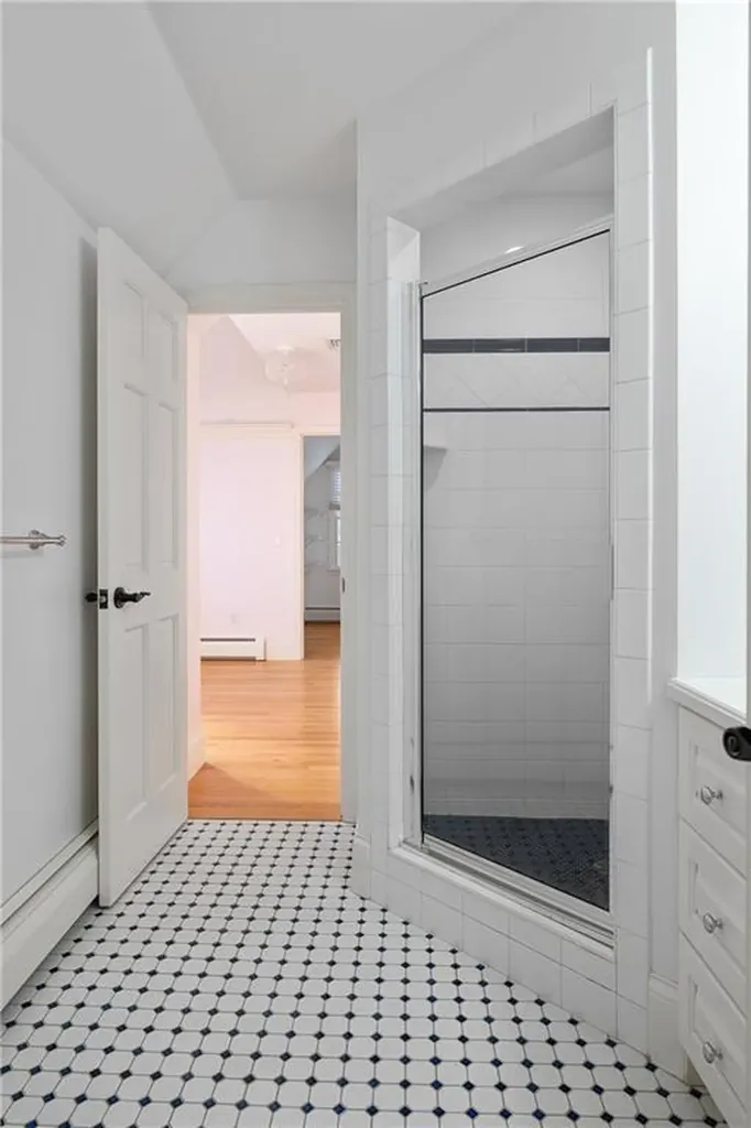 38 Miss Fry Drive East Greenwich RI 02818