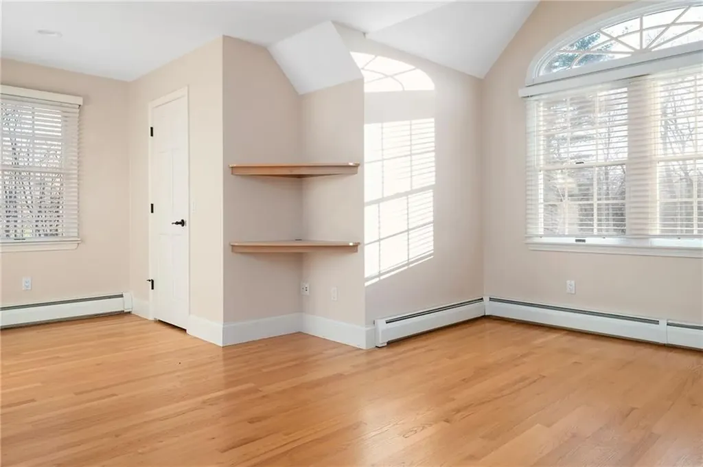 38 Miss Fry Drive East Greenwich RI 02818