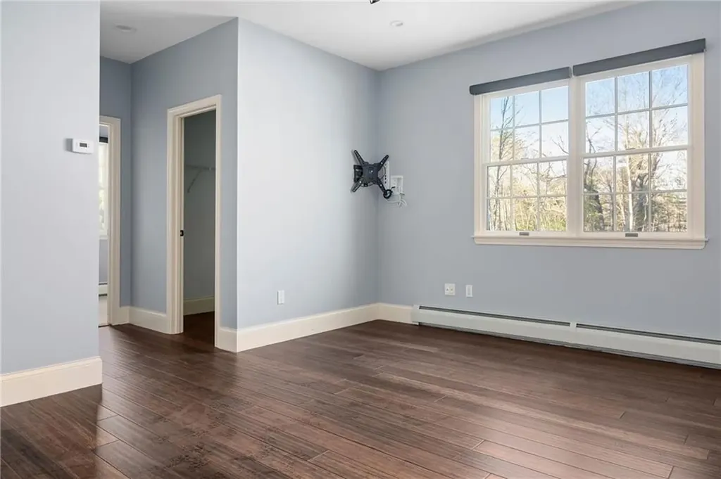 38 Miss Fry Drive East Greenwich RI 02818