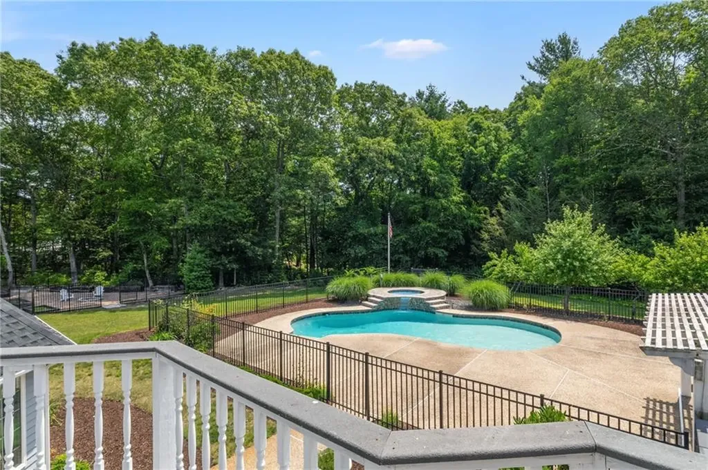 38 Miss Fry Drive East Greenwich RI 02818