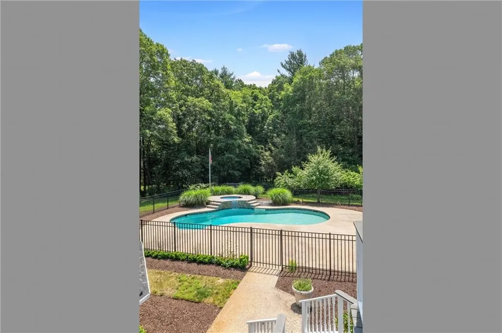 38 Miss Fry Drive East Greenwich RI 02818