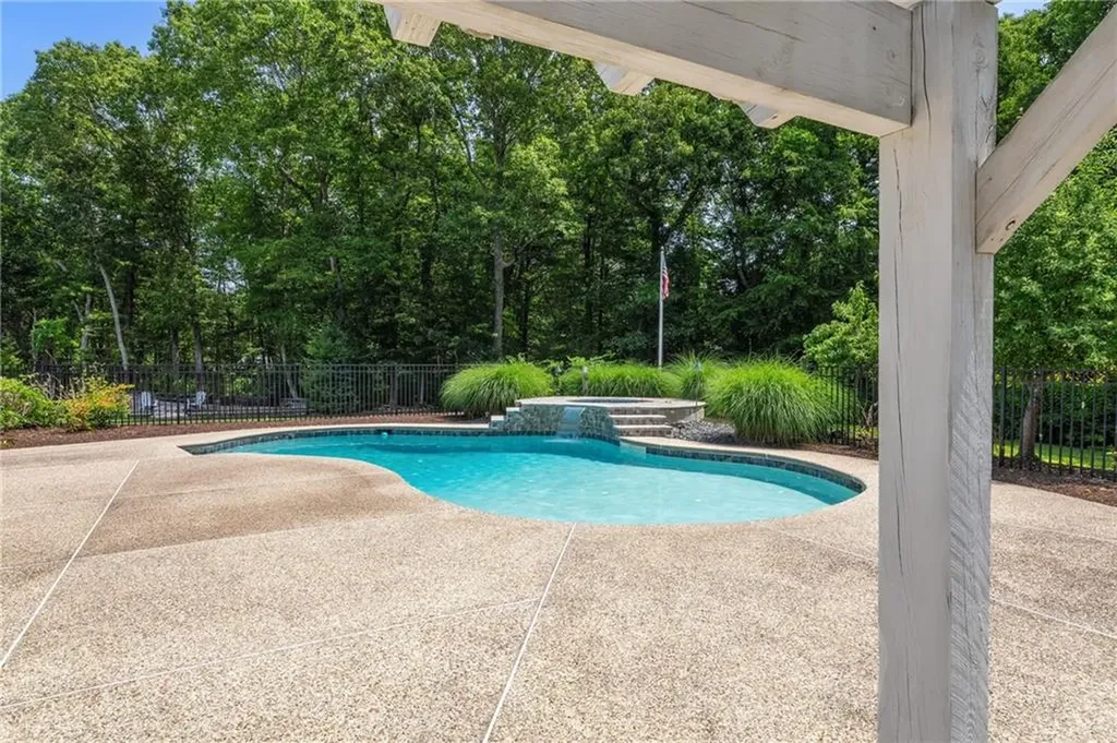 38 Miss Fry Drive East Greenwich RI 02818