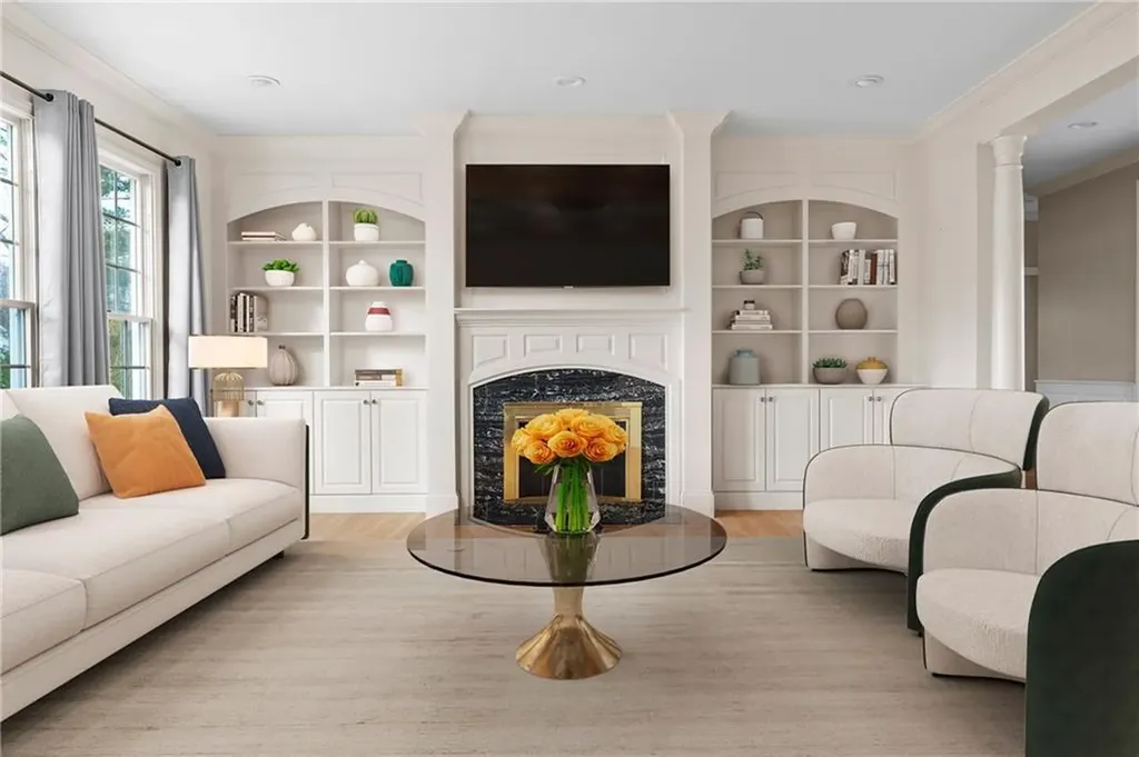 38 Miss Fry Drive East Greenwich RI 02818