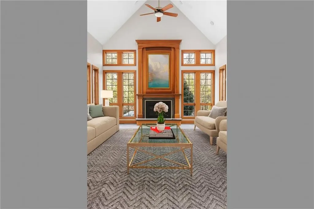 38 Miss Fry Drive East Greenwich RI 02818