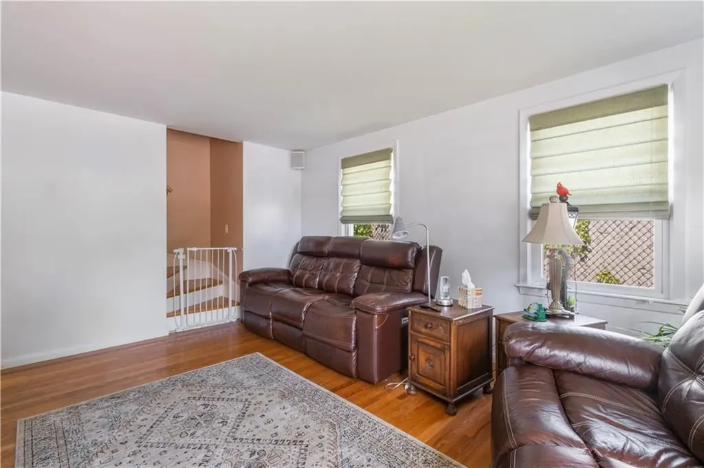 75 Crescent Avenue Cranston RI 02910