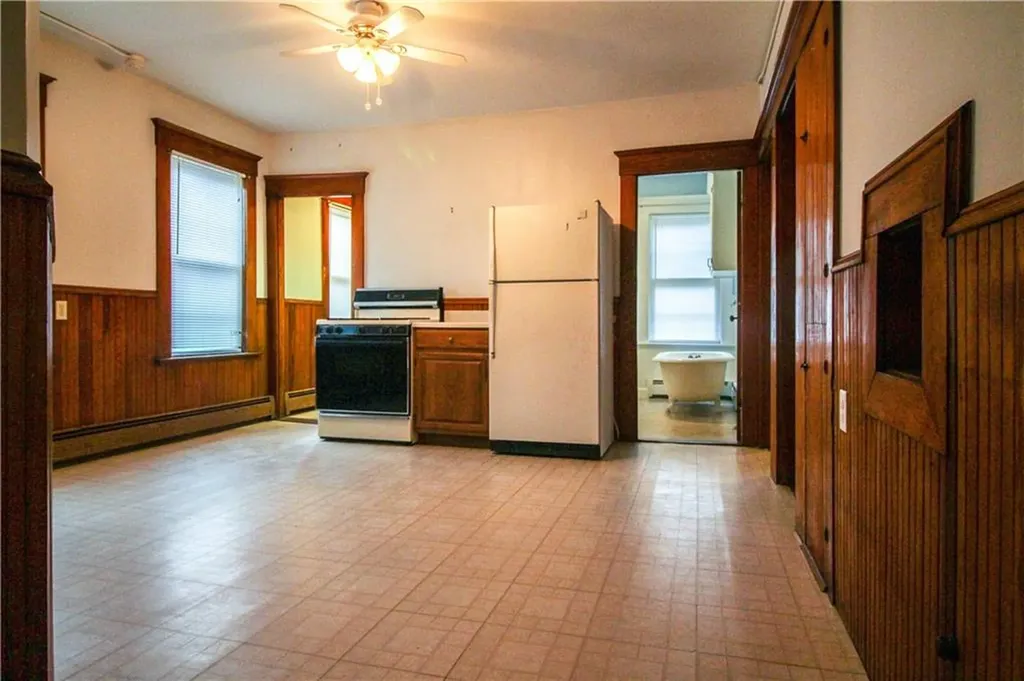 563 Blackstone Street Woonsocket RI 02895