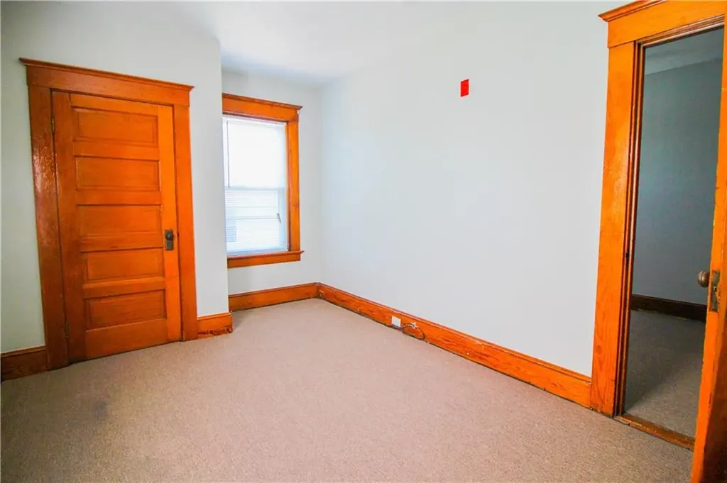 563 Blackstone Street Woonsocket RI 02895