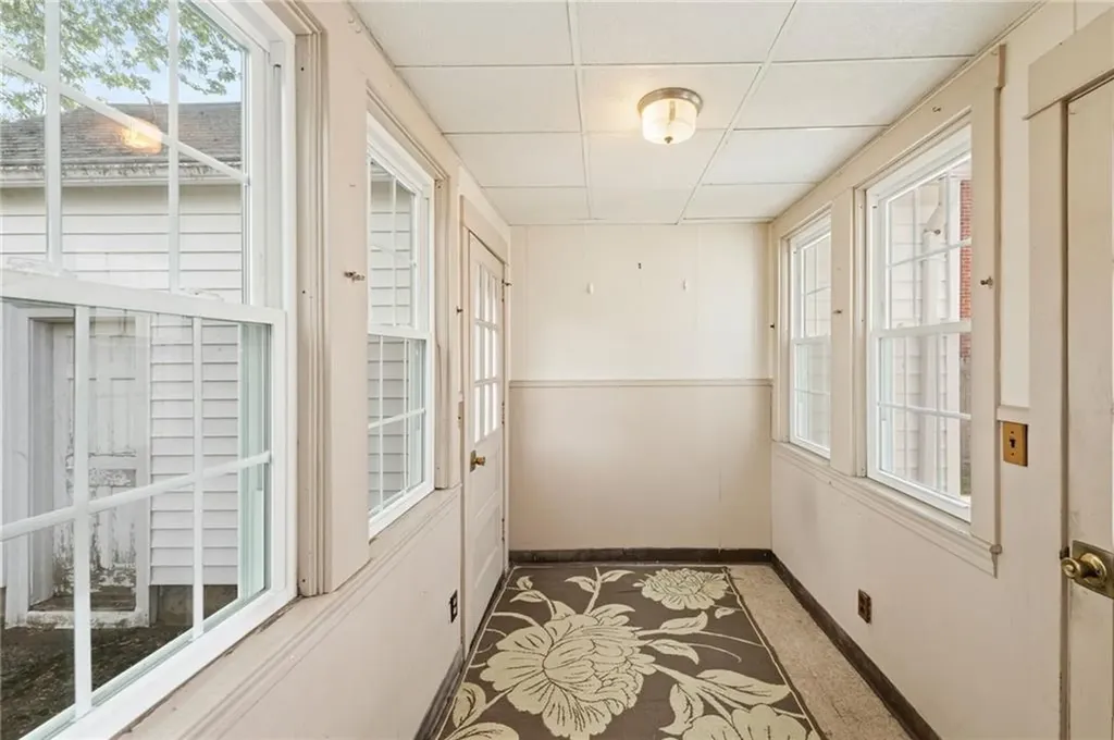 53 Overland Avenue Cranston RI 02910