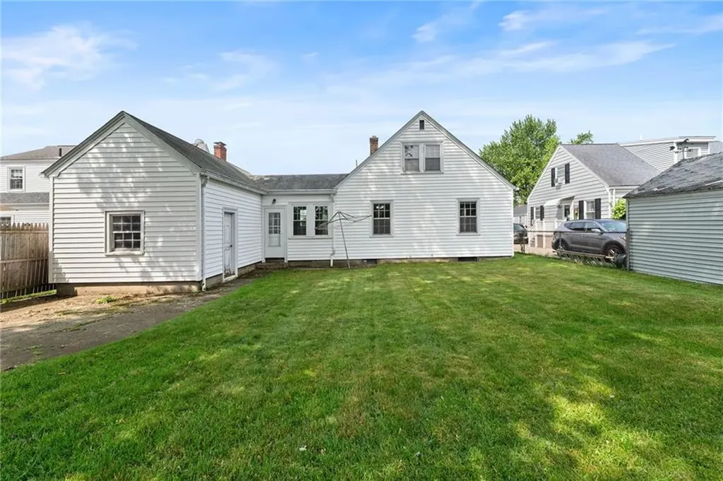 53 Overland Avenue Cranston RI 02910