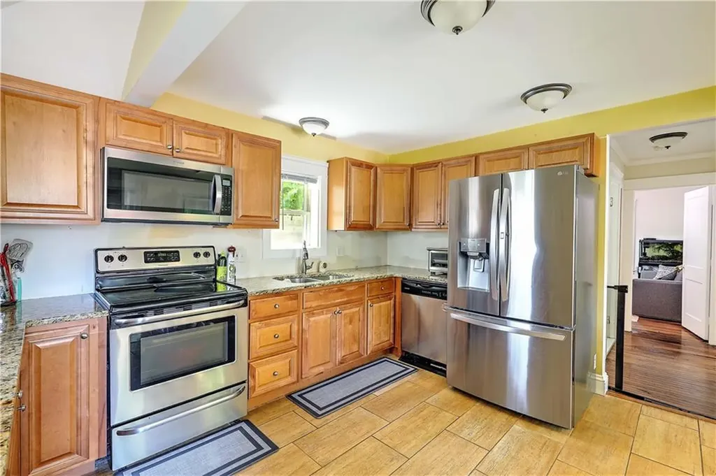 14 Shirley Street Warwick RI 02888