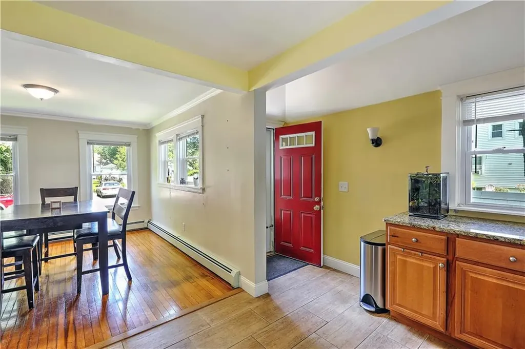 14 Shirley Street Warwick RI 02888