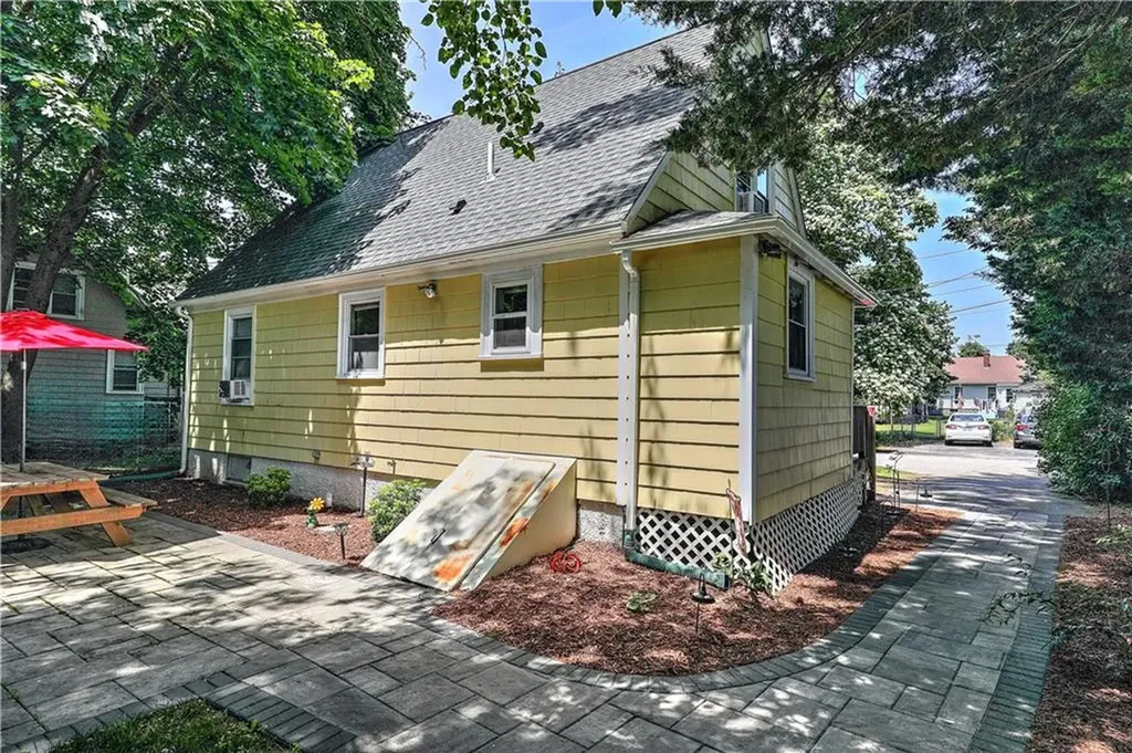 14 Shirley Street Warwick RI 02888