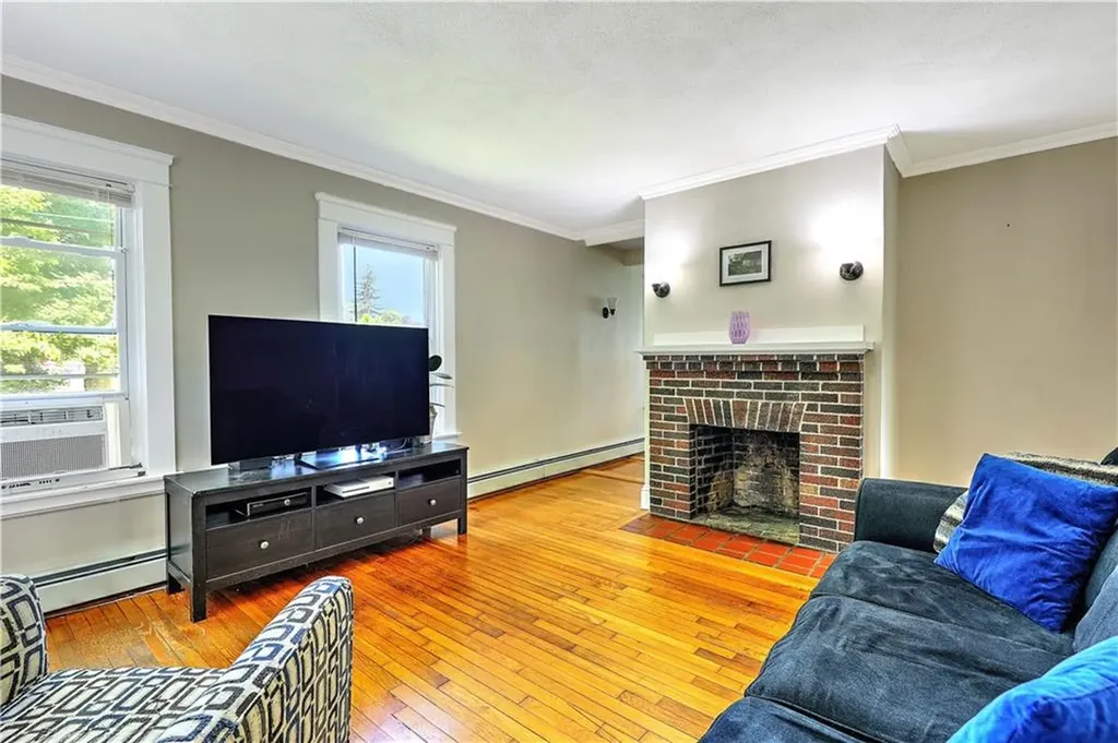 14 Shirley Street Warwick RI 02888