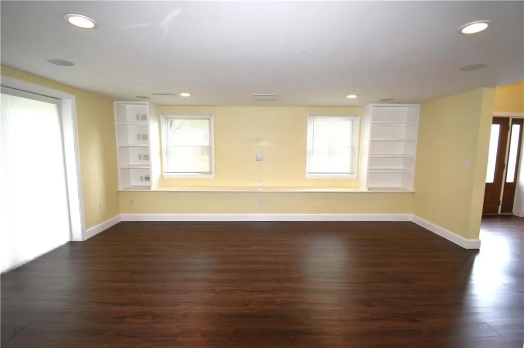 92 Trout Drive Middletown RI 02842