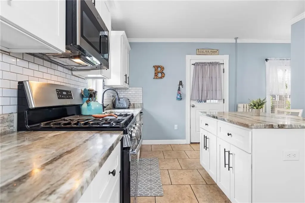 229 Roger Williams Avenue East Providence RI 02916