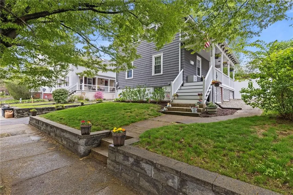 229 Roger Williams Avenue East Providence RI 02916