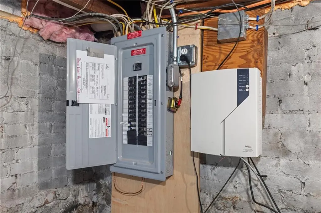 229 Roger Williams Avenue East Providence RI 02916