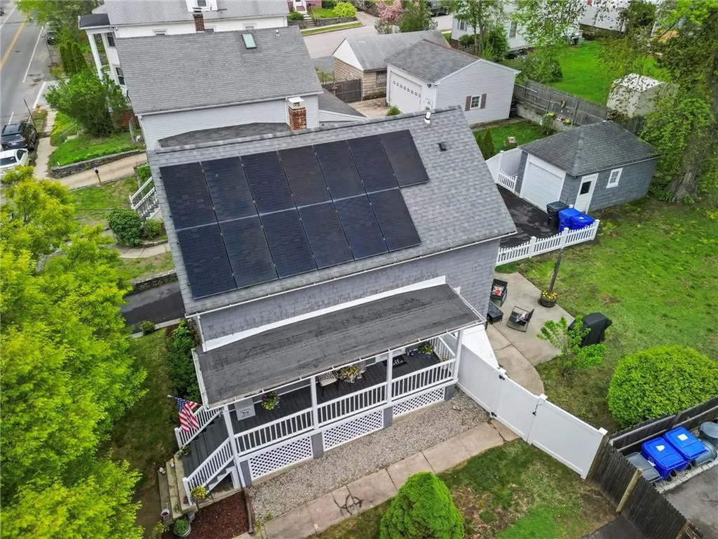 229 Roger Williams Avenue East Providence RI 02916