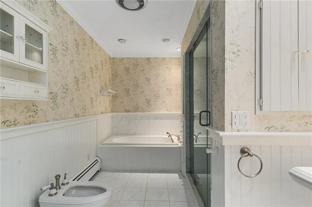 9 Beacon Hill Drive Warwick RI 02886