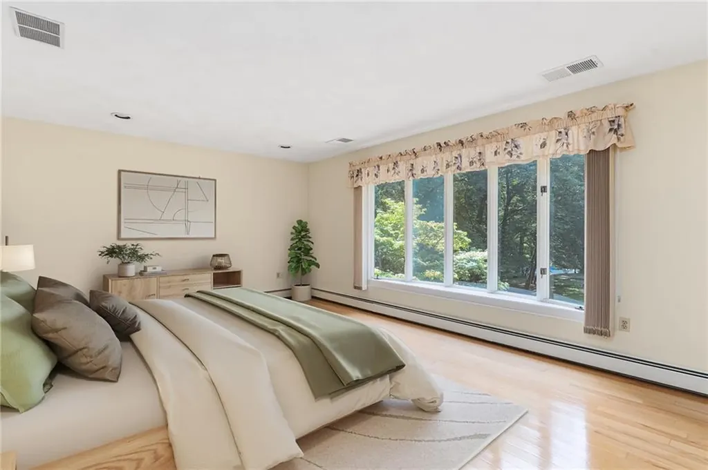 9 Beacon Hill Drive Warwick RI 02886