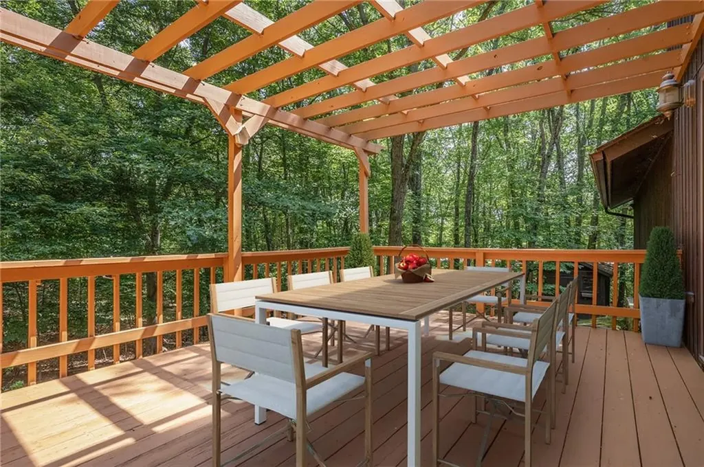 9 Beacon Hill Drive Warwick RI 02886