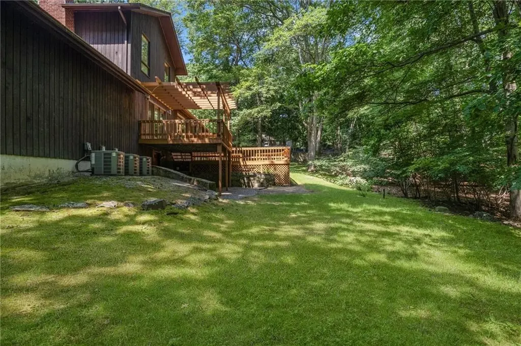 9 Beacon Hill Drive Warwick RI 02886