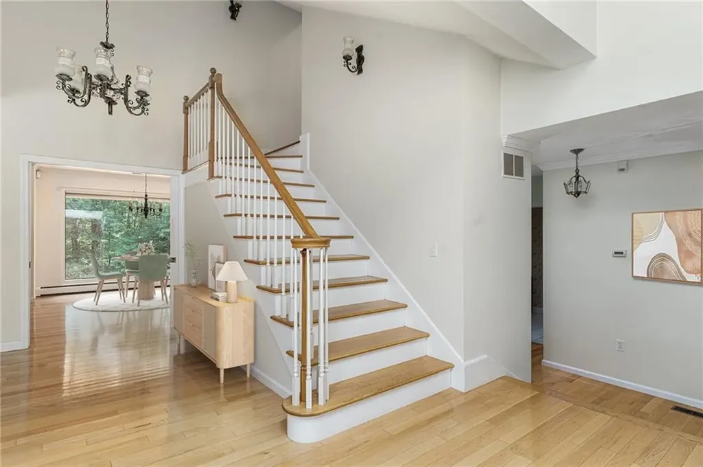 9 Beacon Hill Drive Warwick RI 02886