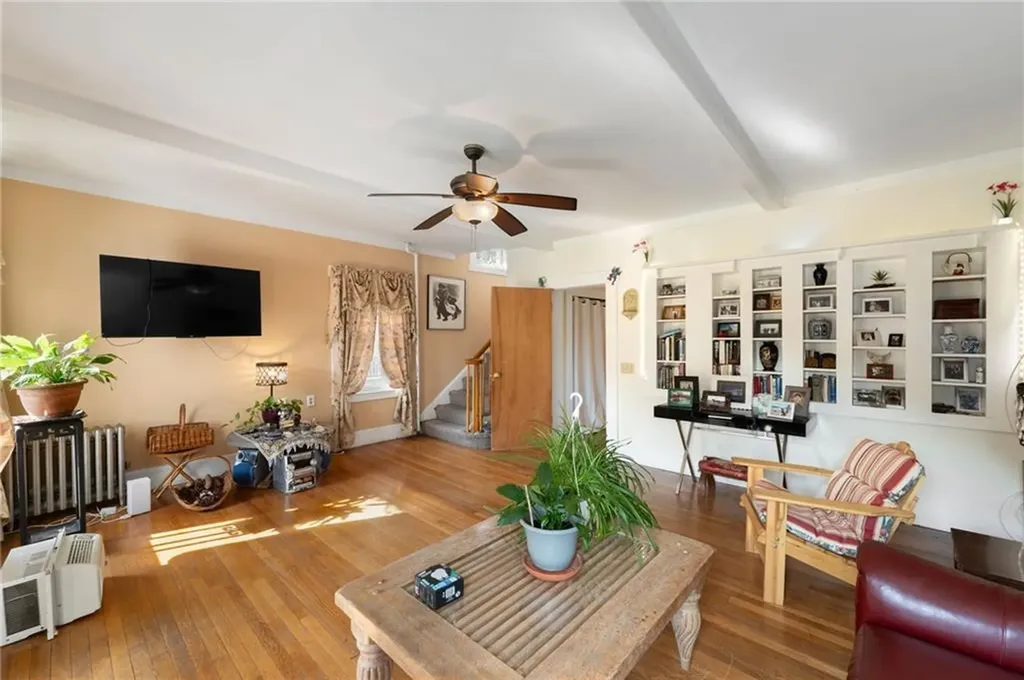 49 Palmer Avenue Warwick RI 02889