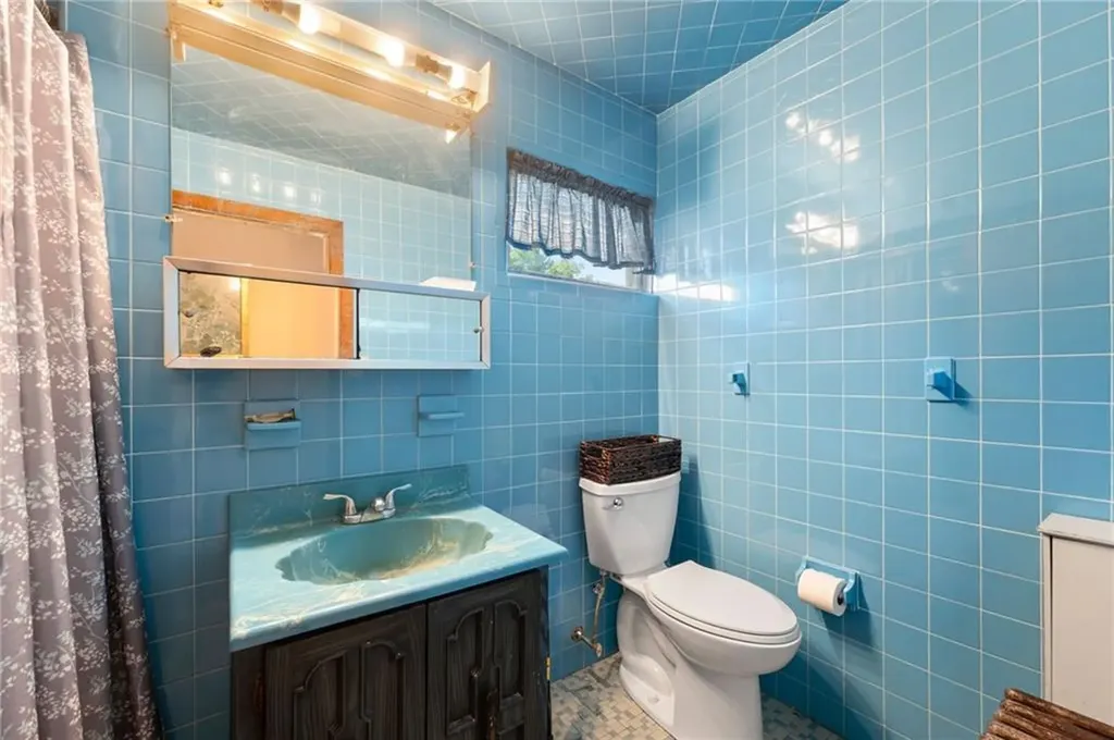 49 Palmer Avenue Warwick RI 02889