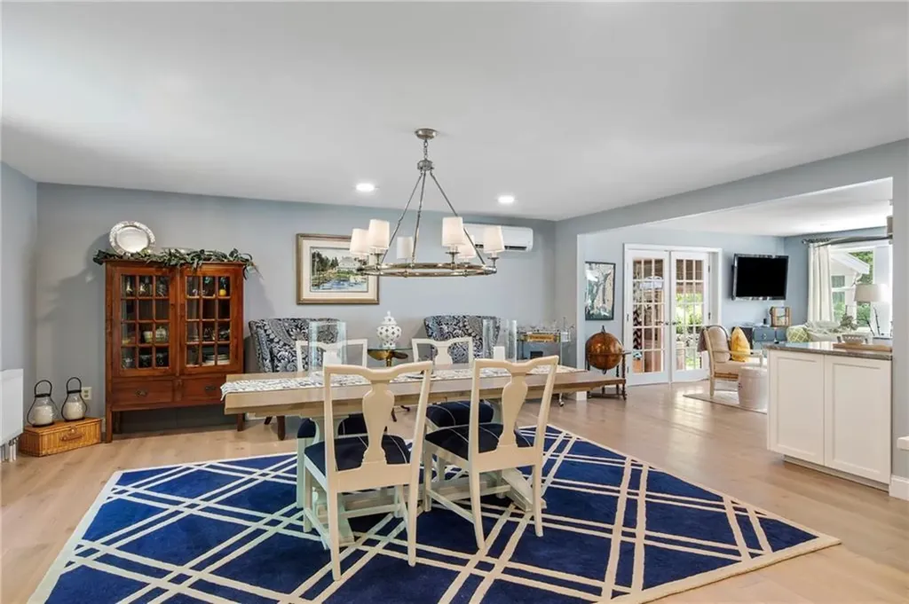 65 Knotty Pine Road Tiverton RI 02878