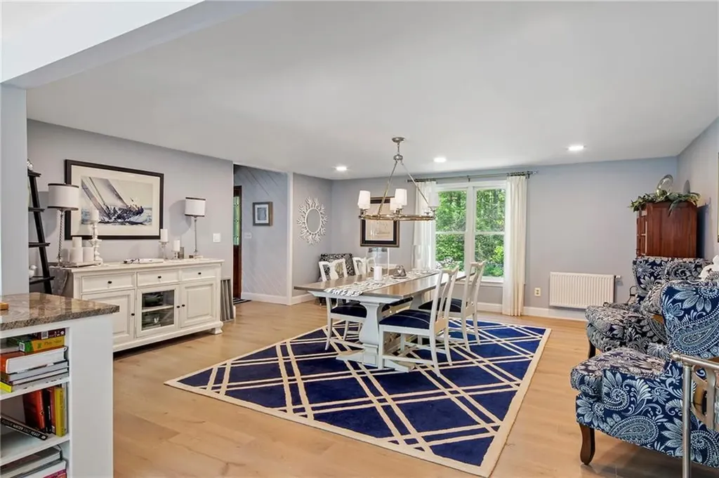 65 Knotty Pine Road Tiverton RI 02878