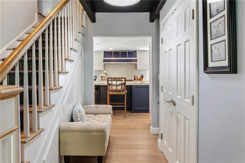 65 Knotty Pine Road Tiverton RI 02878