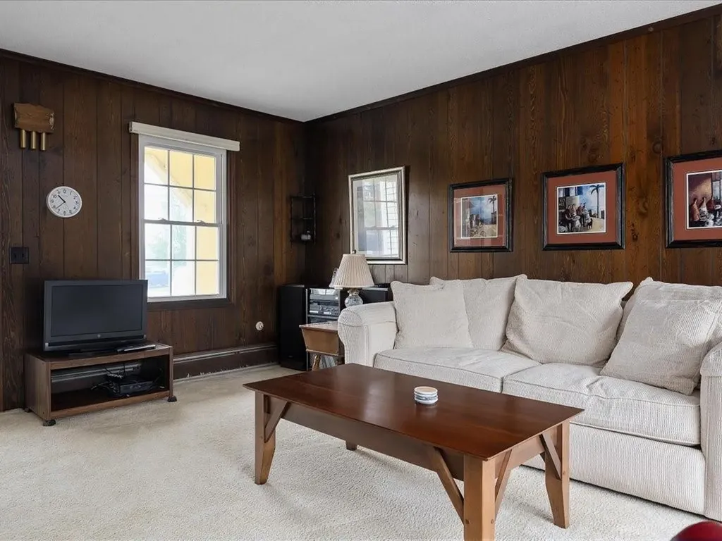 25 Bellevue Avenue Westerly RI 02891