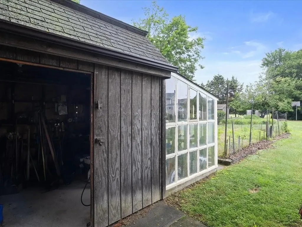 25 Bellevue Avenue Westerly RI 02891