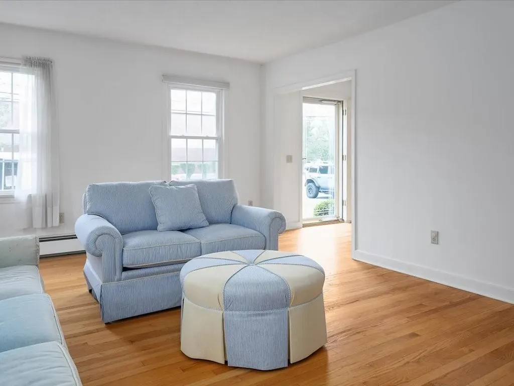 25 Bellevue Avenue Westerly RI 02891