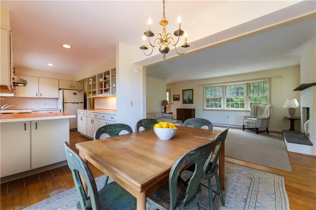 61 Bay View Road Charlestown RI 02813