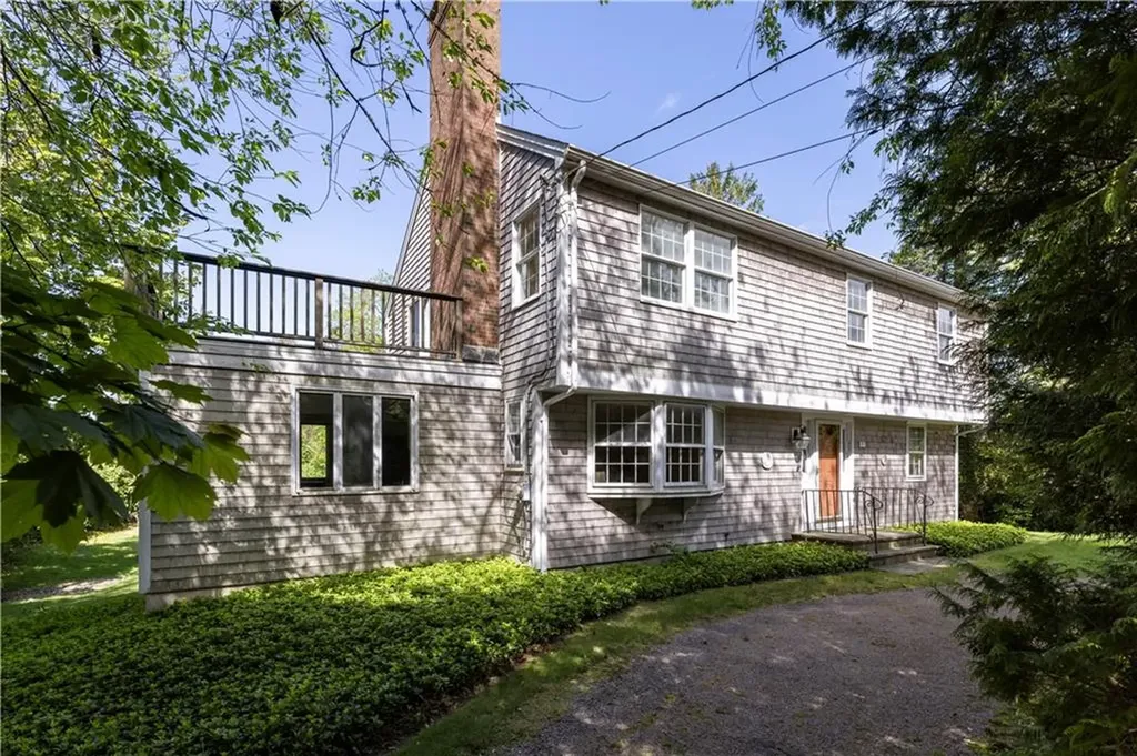 61 Bay View Road Charlestown RI 02813