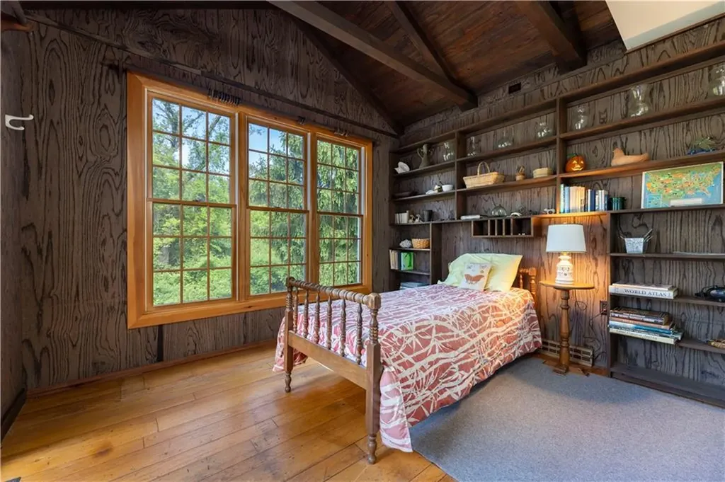 61 Bay View Road Charlestown RI 02813