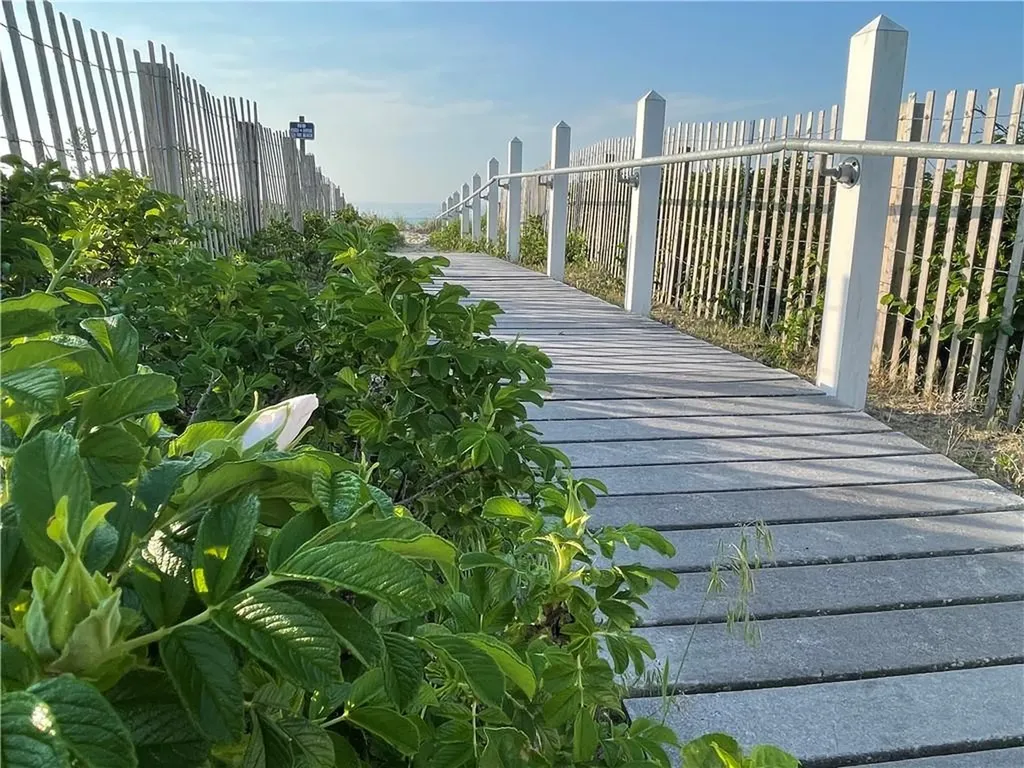 61 Bay View Road Charlestown RI 02813