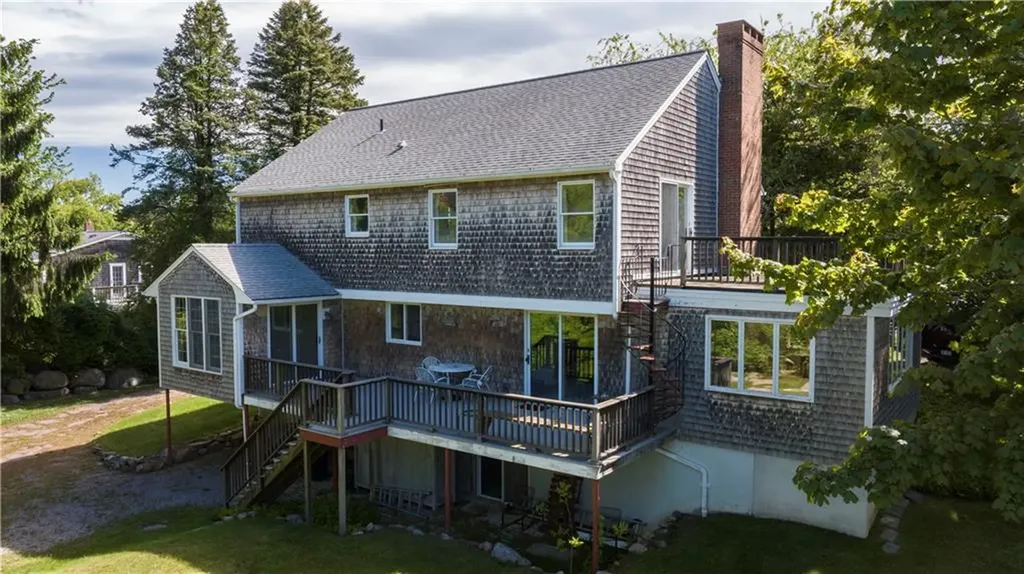 61 Bay View Road Charlestown RI 02813