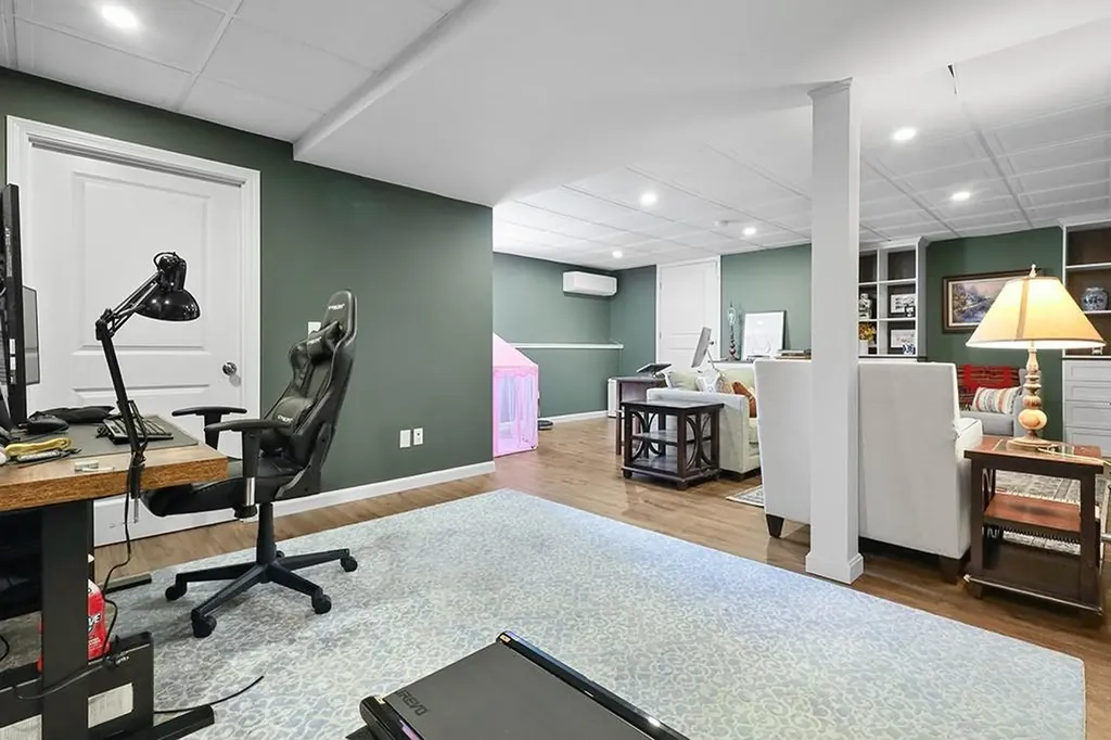 12 Mill Stream Drive Cumberland RI 02864