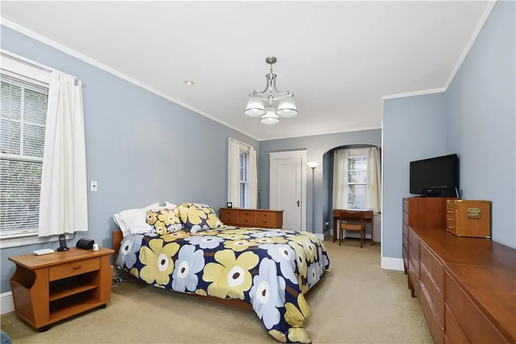 360 Taber Avenue Providence RI 02906