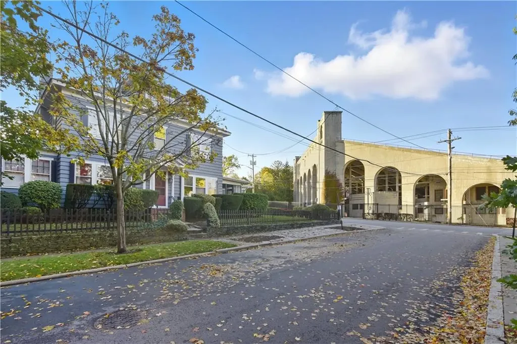 360 Taber Avenue Providence RI 02906