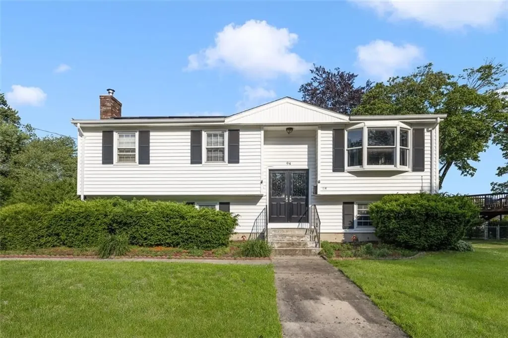 94 Waterman Avenue Warwick RI 02889