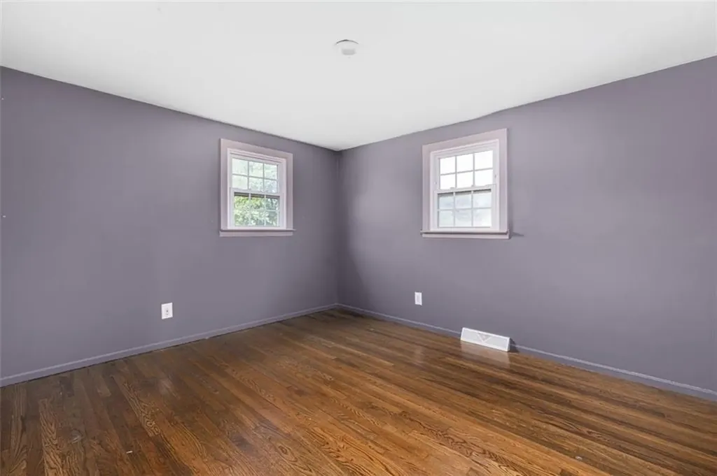 94 Waterman Avenue Warwick RI 02889