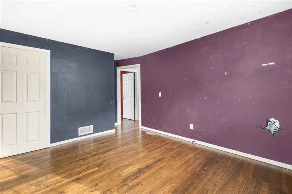 94 Waterman Avenue Warwick RI 02889